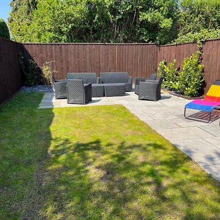 Fantastic Villa Bournemouth - Spa, Parking, Garden Exterior photo