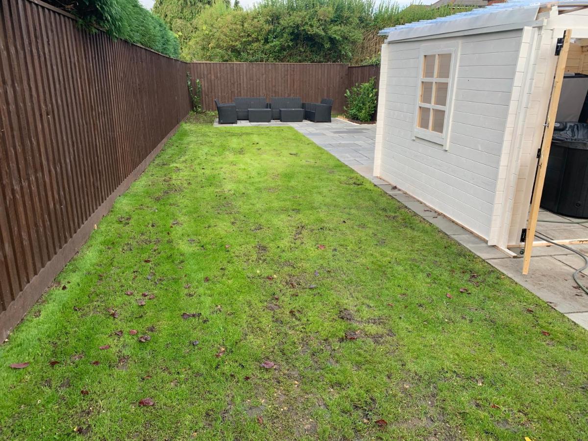 Fantastic Villa Bournemouth - Spa, Parking, Garden Exterior photo