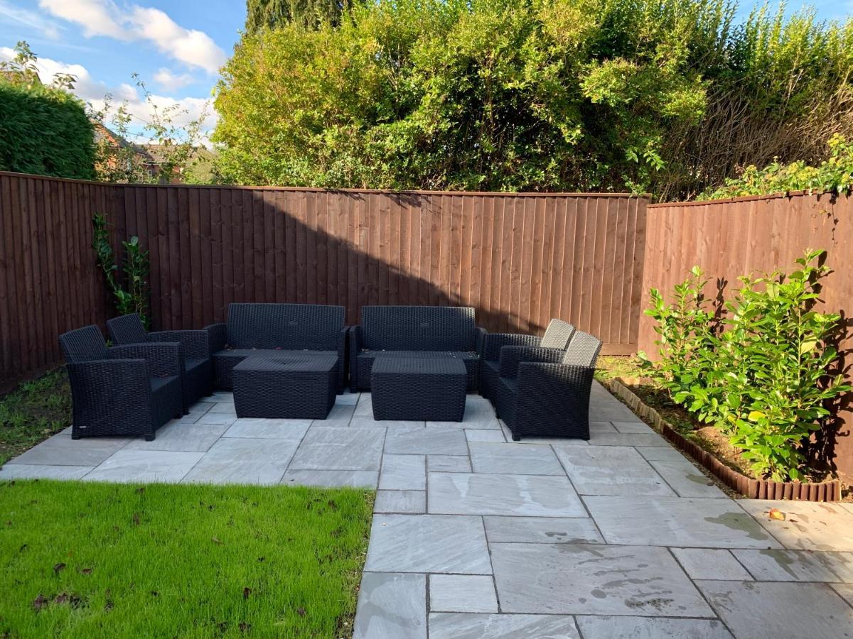 Fantastic Villa Bournemouth - Spa, Parking, Garden Exterior photo