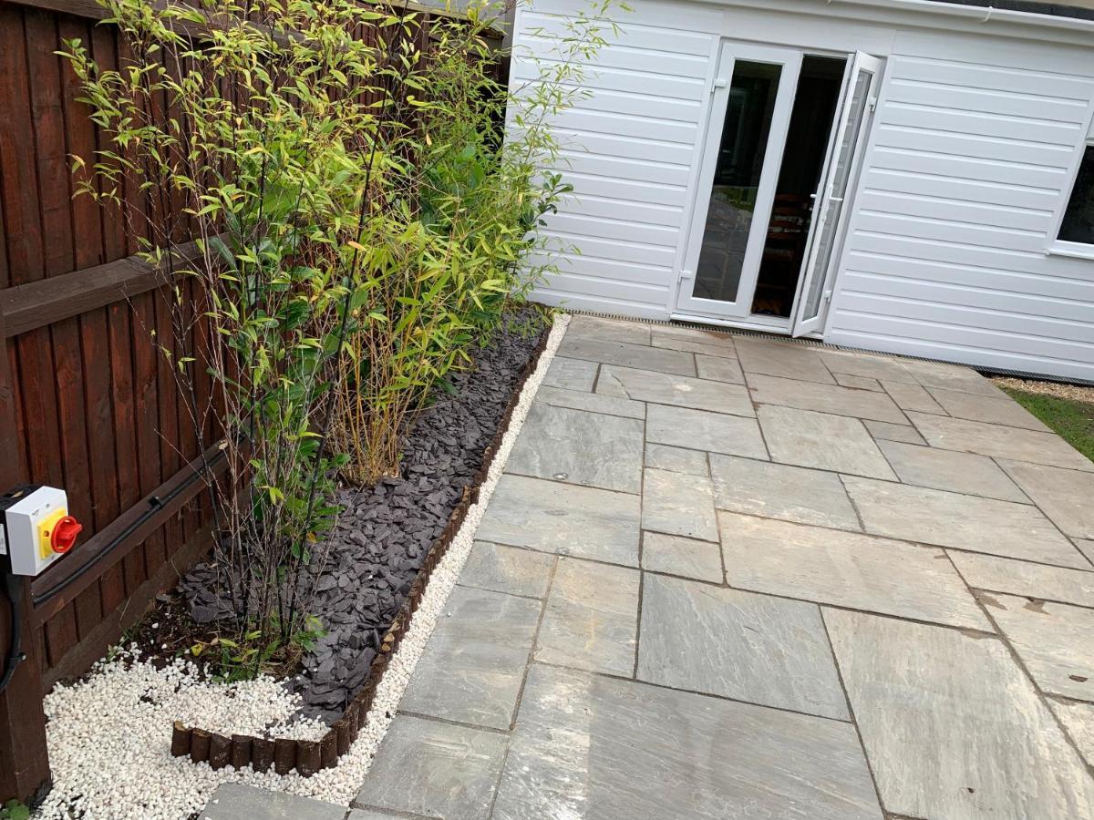 Fantastic Villa Bournemouth - Spa, Parking, Garden Exterior photo